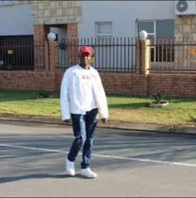 Dj Voicevolt, Are Robale, mp3, download, datafilehost, fakaza, Afro House, Afro House 2019, Afro House Mix, Afro House Music, Afro Tech, House Music, Amapiano, Amapiano Songs, Amapiano Music
