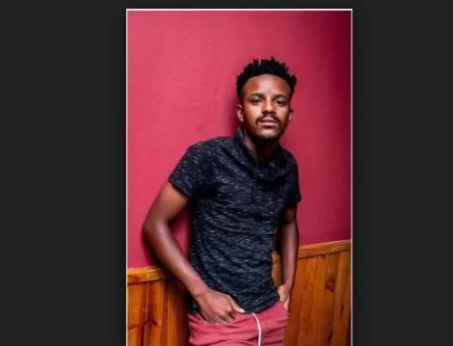 Kabza De Small, Please Me (Remix), mp3, download, datafilehost, fakaza, Afro House, Afro House 2019, Afro House Mix, Afro House Music, Afro Tech, House Music, Amapiano, Amapiano Songs, Amapiano Music