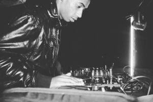 DJ Fresh – Mela (Ma-Africa) Ft. Buyiswa [DjThakzin Remix], DJ Fresh, Mela ,Ma-Africa, Buyiswa, DjThakzin, Remix, mp3, download, mp3 download, cdq, 320kbps, audiomack, dopefile, datafilehost, toxicwap, fakaza, mp3goo