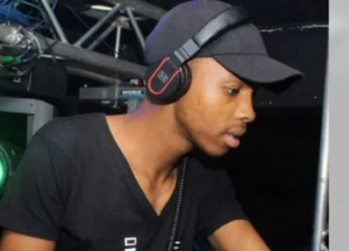 Noptic – Shintsha (Original Mix) Ft. Jroy, Noptic, Shintsha (Original Mix), Jroy, mp3, download, mp3 download, cdq, 320kbps, audiomack, dopefile, datafilehost, toxicwap, fakaza, mp3goo