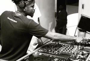 ThackzinDJ, Kabza De Small, Jumpa Jumpa, mp3, download, datafilehost, fakaza, Afro House, Afro House 2018, Afro House Mix, Afro House Music, Afro Tech, House Music, Amapiano