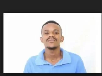 Kabza De Small, Umsholozi (Remake), mp3, download, datafilehost, fakaza, Afro House, Afro House 2019, Afro House Mix, Afro House Music, Afro Tech, House Music, Amapiano, Amapiano Songs, Amapiano Music