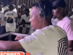 Mas Musiq – Exclusives (Live Performance)