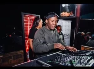 Busta 929, Mr JazziQ, Ezizweni, Focalistic, Mzu M, Leak, mp3, download, datafilehost, toxicwap, fakaza, House Music, Amapiano, Amapiano 2021, Amapiano Mix, Amapiano Music