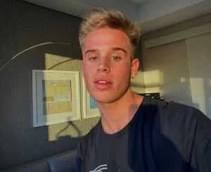 Dan Duminy, Blxckie, Crowned Yung, With us, Snippet, mp3, download, datafilehost, toxicwap, fakaza, Hiphop, Hip hop music, Hip Hop Songs, Hip Hop Mix, Hip Hop, Rap, Rap Music