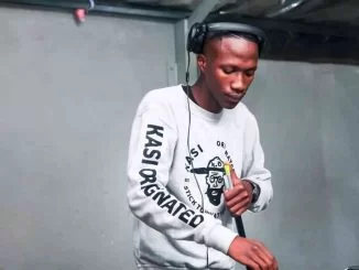 Kelvin Momo, Mdu aka TRP, 3 Topics,Semi Tee, mp3, download, datafilehost, toxicwap, fakaza, House Music, Amapiano, Amapiano 2021, Amapiano Mix, Amapiano Music