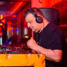 DJ Christos, TequilaGang Catch, Up Show Mix, mp3, download, datafilehost, toxicwap, fakaza, House Music, Amapiano, Amapiano 2022, Amapiano Mix, Amapiano Music