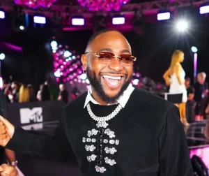 Davido welcomes, a set of twins, Video,